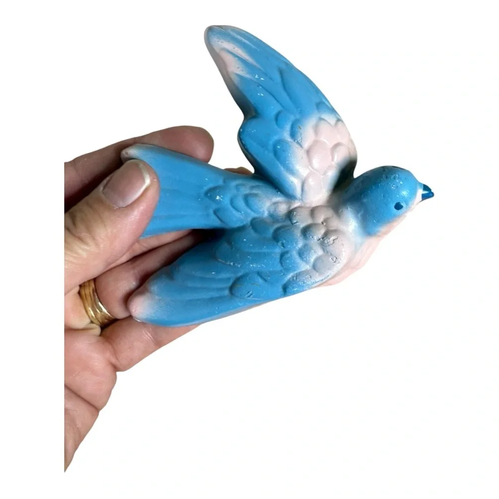 Pair of‎ Chalkware Blue Birds